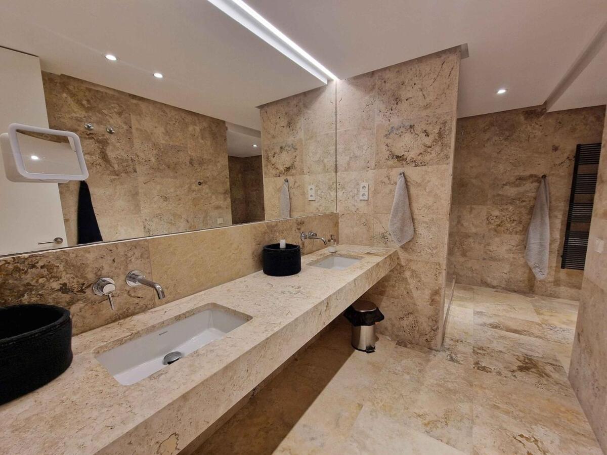 Apartment Luxury And Private Jacuzzi 300 Meters From The *